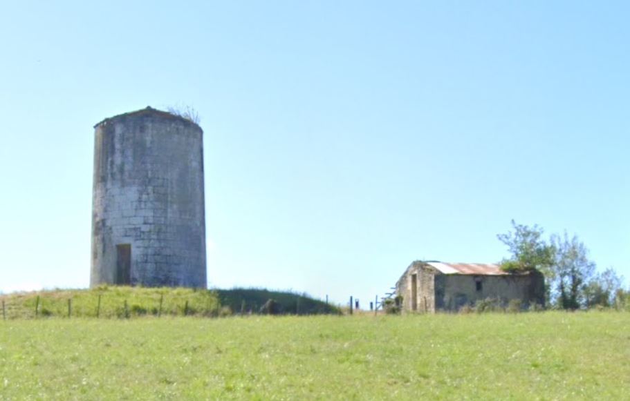 Moulins